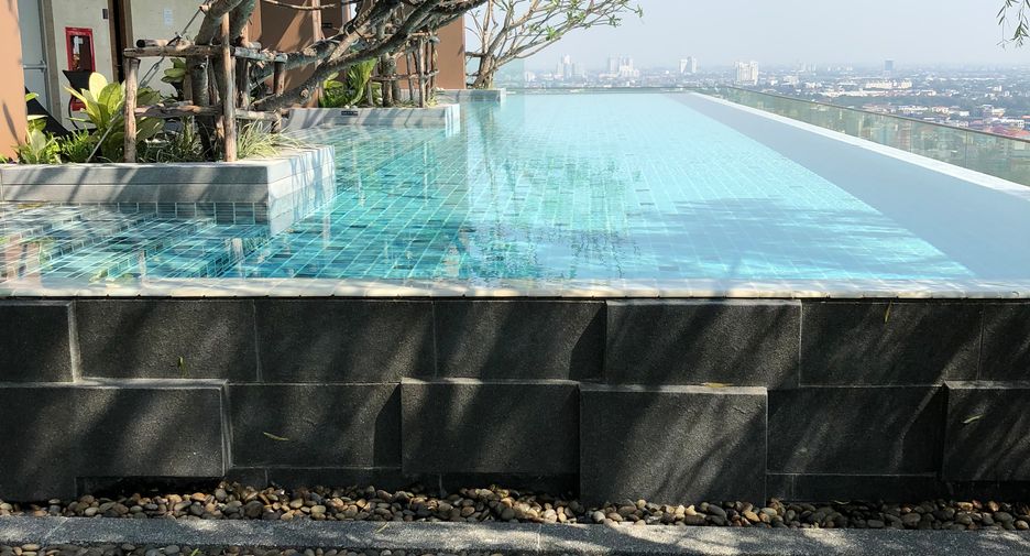 Condo en alquiler de 2 habitaciones en Khlong Toei, Bangkok