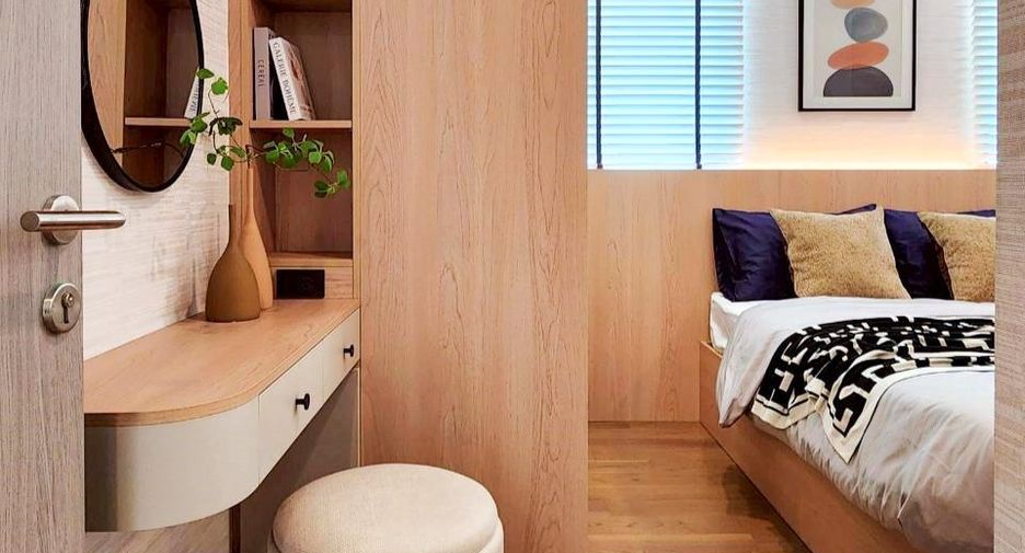 For rent 2 bedrooms condo in Watthana, Bangkok
