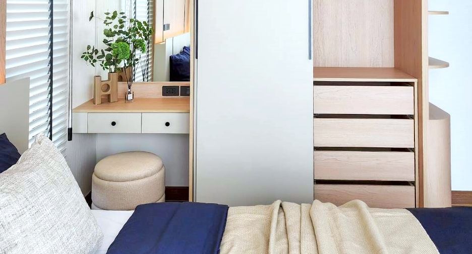 For rent 2 bedrooms condo in Watthana, Bangkok