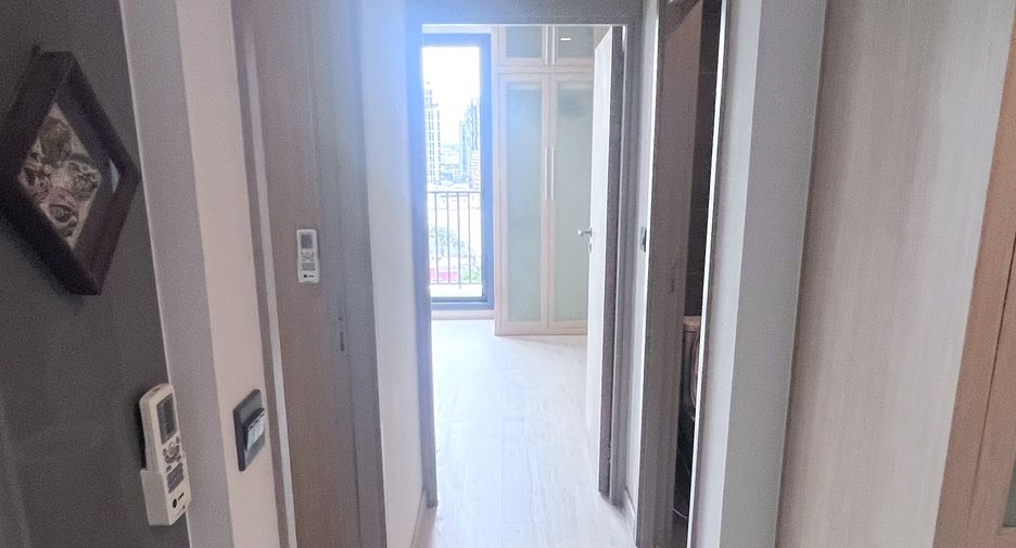 À louer et à vendre 2 chambres condo à Watthana, Bangkok