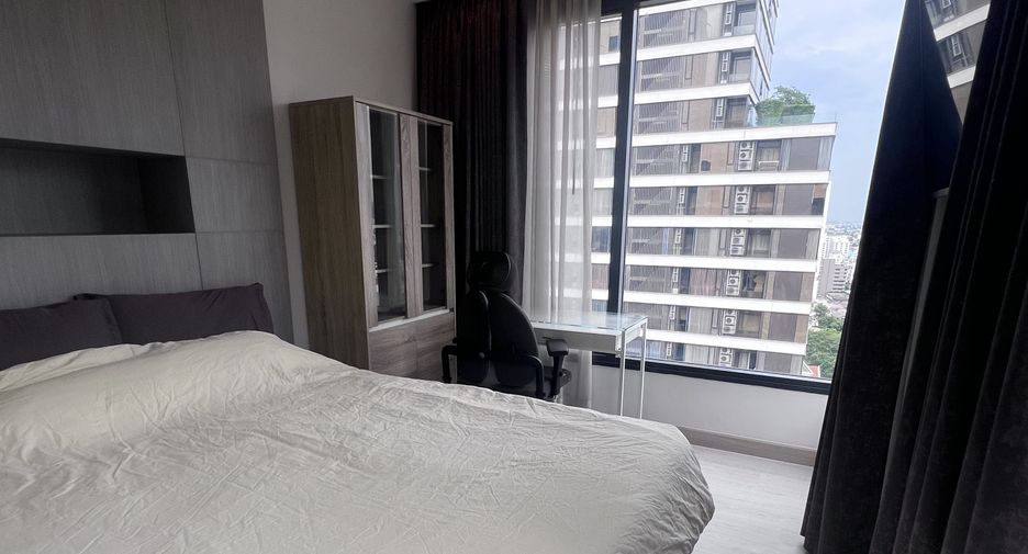 À louer et à vendre 2 chambres condo à Watthana, Bangkok