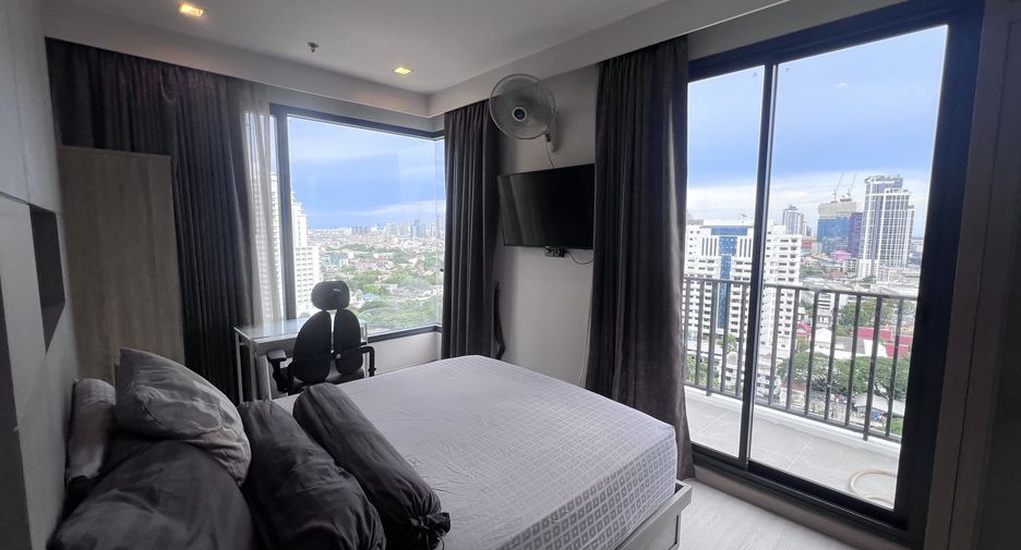 À louer et à vendre 2 chambres condo à Watthana, Bangkok