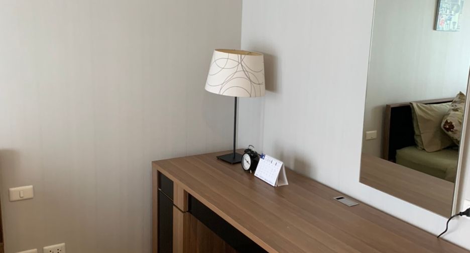 For rent and for sale 1 bed condo in Khlong Toei, Bangkok