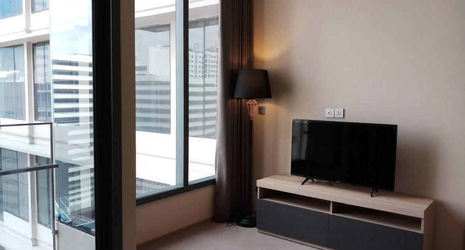 For rent and for sale 1 bed condo in Watthana, Bangkok