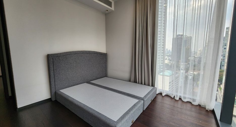 For rent 2 bedrooms condo in Khlong Toei, Bangkok
