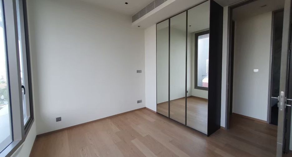 For rent 2 bedrooms condo in Sathon, Bangkok