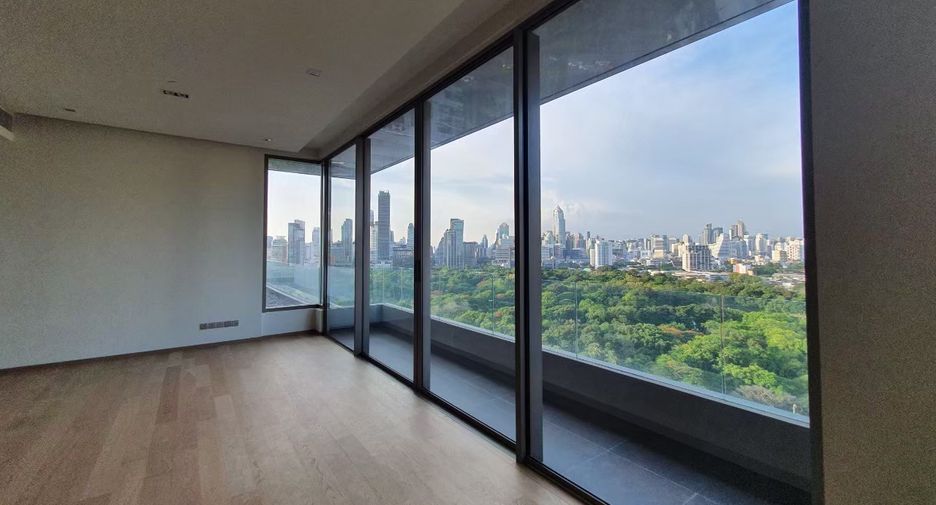 For rent 2 bedrooms condo in Sathon, Bangkok