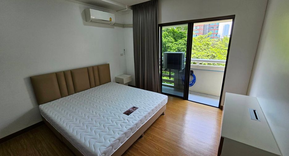 ให้เช่า 2 ห้องนอน คอนโด ใน คลองเตย, กรุงเทพฯ