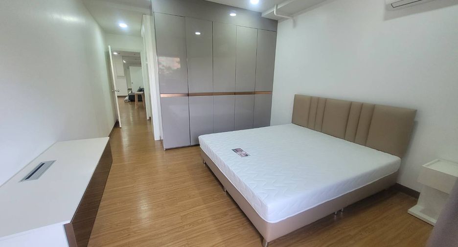 ให้เช่า 2 ห้องนอน คอนโด ใน คลองเตย, กรุงเทพฯ