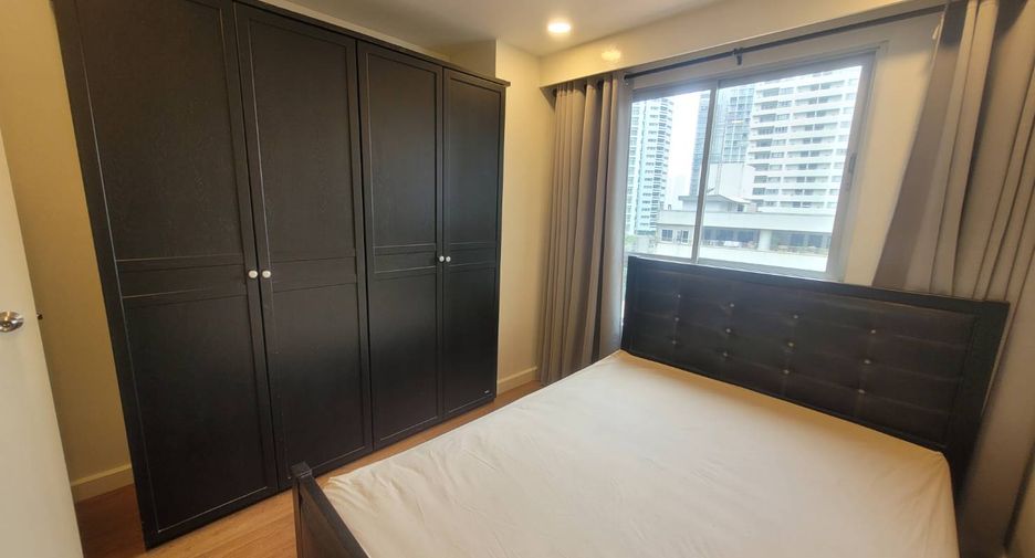 For rent 2 bedrooms condo in Khlong Toei, Bangkok