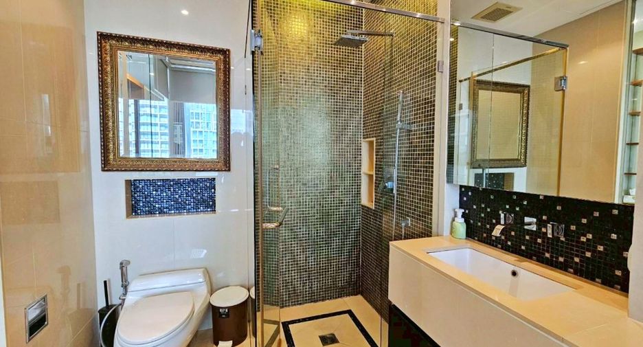 À louer et à vendre 1 chambre condo à Khlong Toei, Bangkok