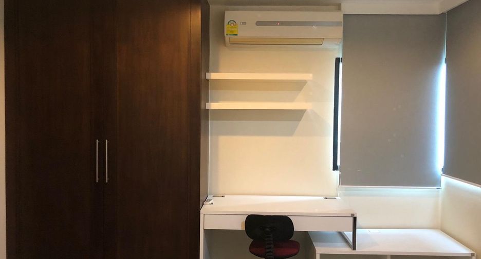 For rent 2 bedrooms condo in Sathon, Bangkok