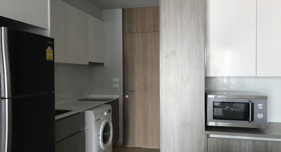 For rent 1 bed condo in Khlong Toei, Bangkok