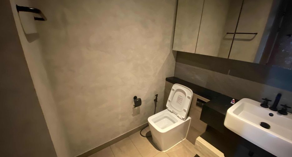 Wohnung zur Miete mit 2 Zimmer in Watthana, Bangkok
