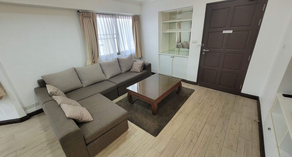 For rent 2 bedrooms condo in Khlong Toei, Bangkok
