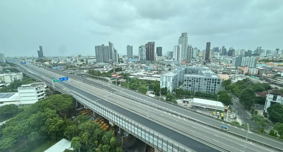 À louer studio condo à Watthana, Bangkok