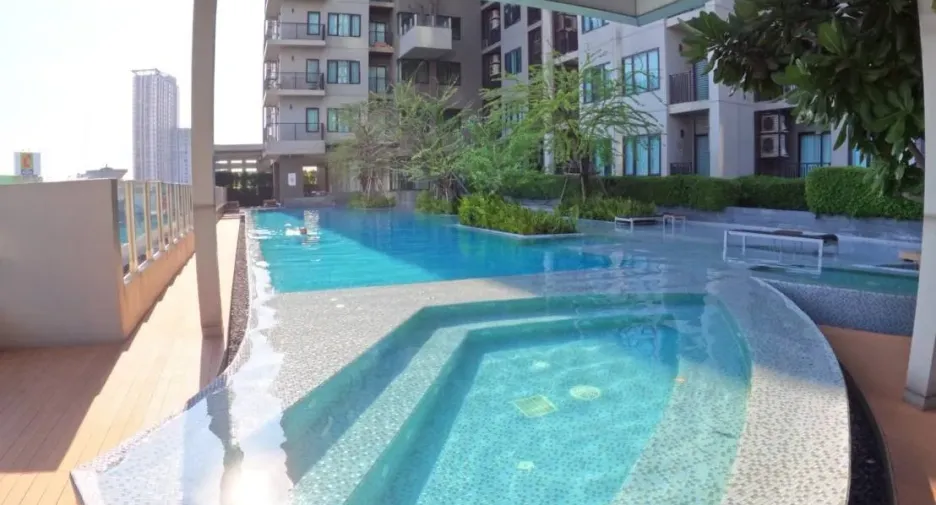 For sale 1 bed condo in Watthana, Bangkok