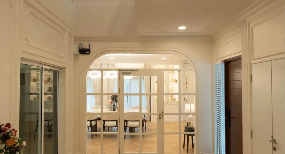 Haus zum Kauf mit 5 Zimmer in Mueang Nonthaburi, Nonthaburi