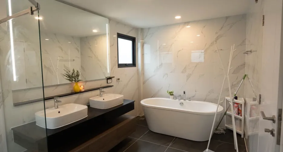 Haus zum Kauf mit 5 Zimmer in Mueang Nonthaburi, Nonthaburi