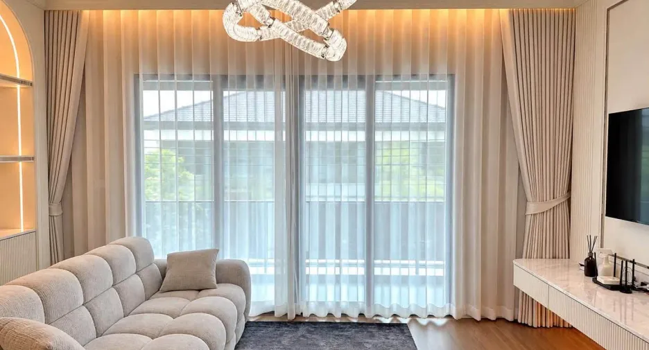 Haus zum Kauf mit 5 Zimmer in Mueang Nonthaburi, Nonthaburi