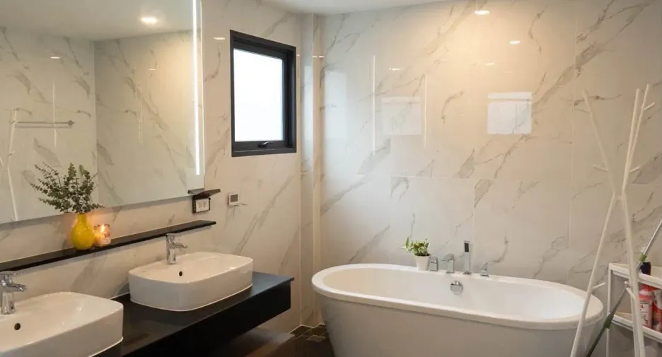 Haus zum Kauf mit 5 Zimmer in Mueang Nonthaburi, Nonthaburi