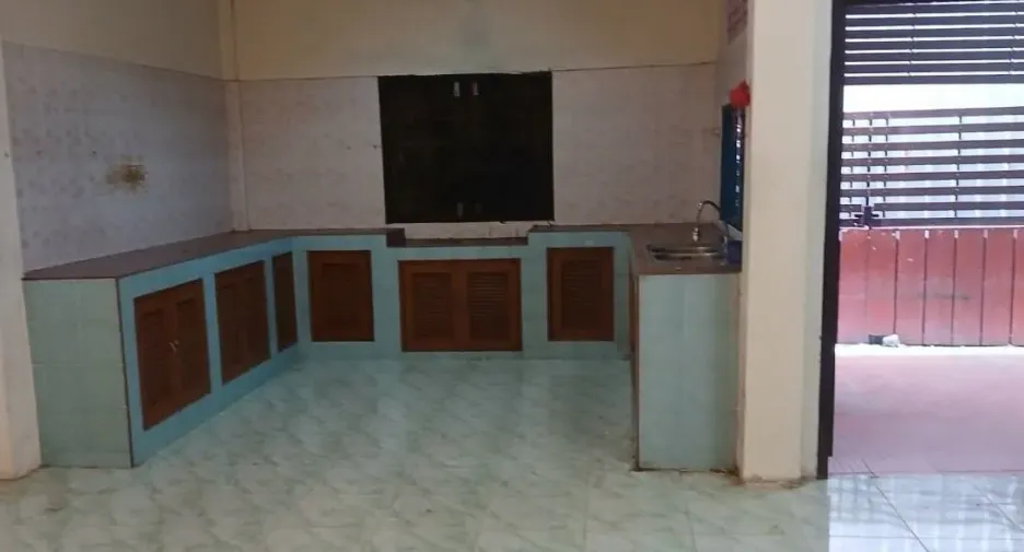 For sale and for rent 4 bedrooms house in Dong Luang, Mukdahan