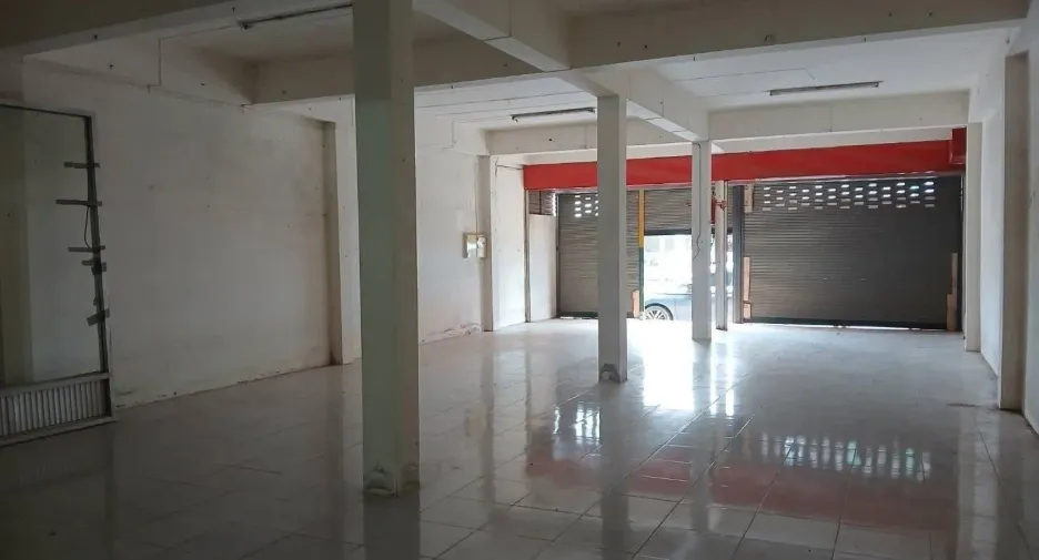For sale and for rent 4 bedrooms house in Dong Luang, Mukdahan