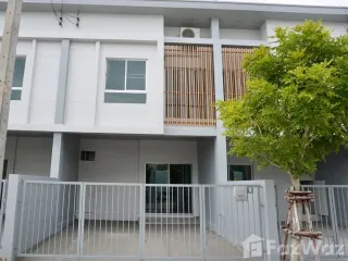 For rent 2 bedrooms townhouse in Pak Kret, Nonthaburi