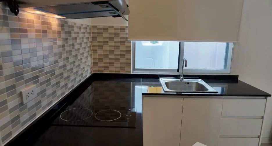 For rent 2 bedrooms townhouse in Pak Kret, Nonthaburi