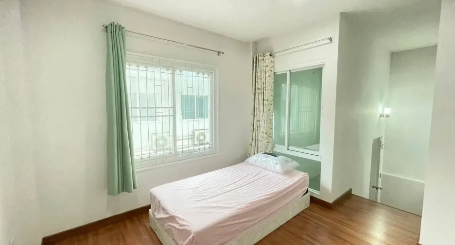 For rent 3 bedrooms house in Bang Kruai, Nonthaburi