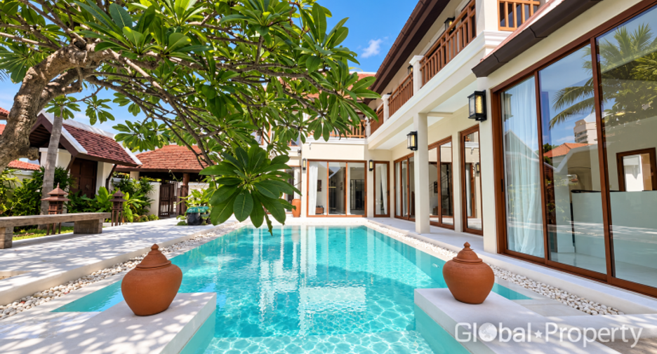 Casa en venta de 5 habitaciones en Bang Lamung, Chonburi