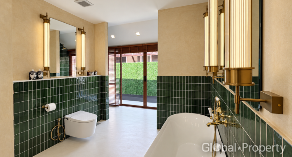 Casa en venta de 5 habitaciones en Bang Lamung, Chonburi
