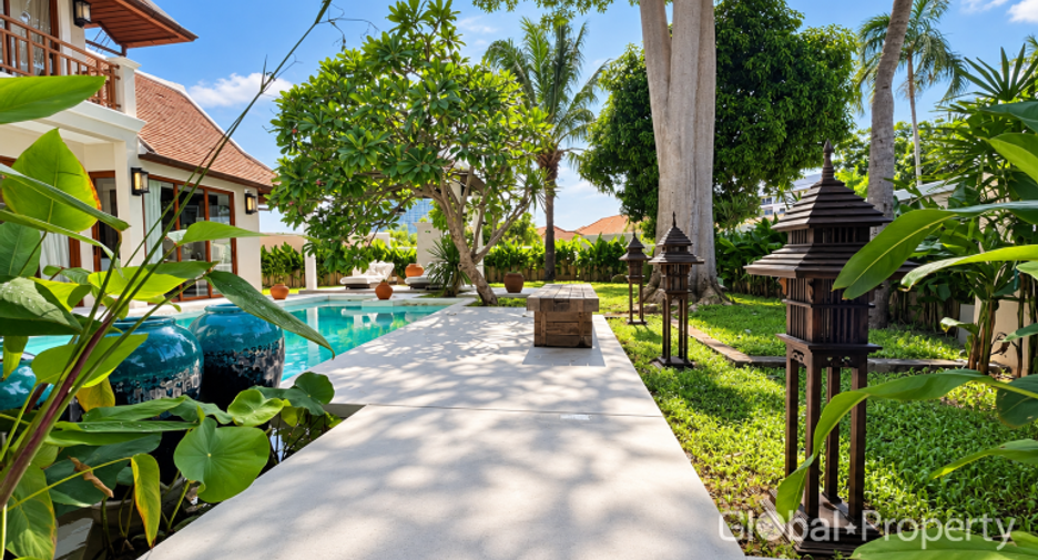 Casa en venta de 5 habitaciones en Bang Lamung, Chonburi