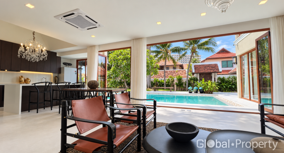 Casa en venta de 5 habitaciones en Bang Lamung, Chonburi
