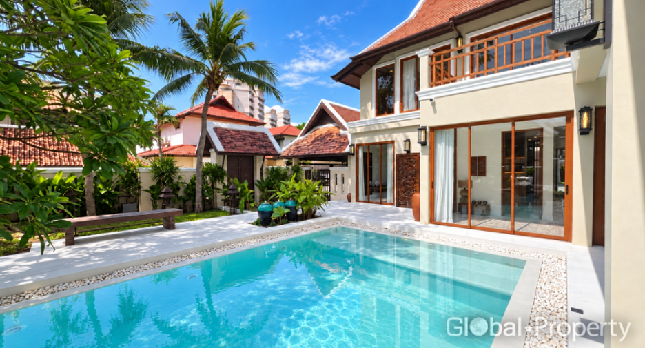 Casa en venta de 5 habitaciones en Bang Lamung, Chonburi