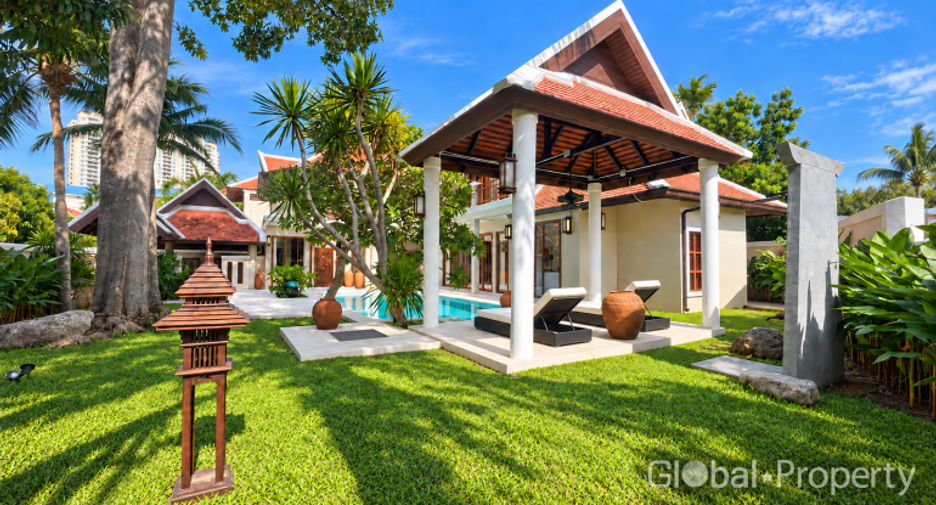 Casa en venta de 5 habitaciones en Bang Lamung, Chonburi
