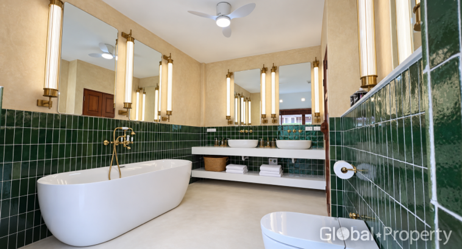 Casa en venta de 5 habitaciones en Bang Lamung, Chonburi