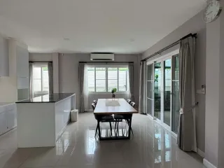 出售 4 卧室 独立屋 在 San Sai, Chiang Mai