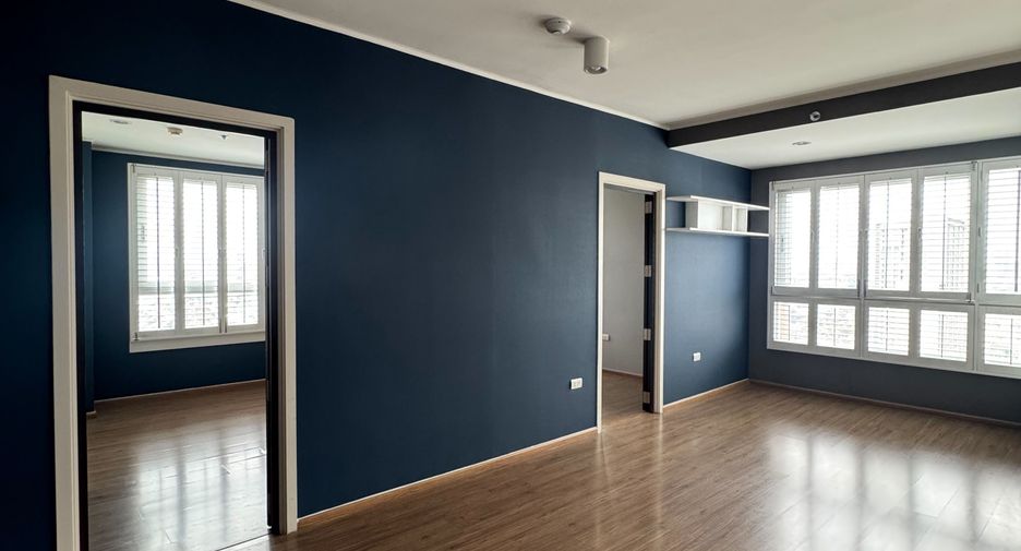 For sale 2 bedrooms condo in Bang Sue, Bangkok