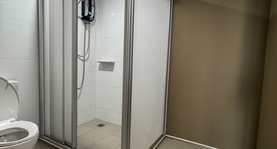 For sale 2 bedrooms condo in Bang Sue, Bangkok