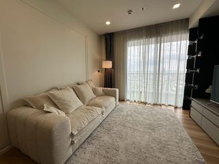À vendre 2 chambres condo à Yan Nawa, Bangkok