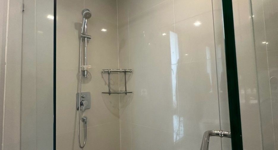 À vendre 2 chambres condo à Yan Nawa, Bangkok