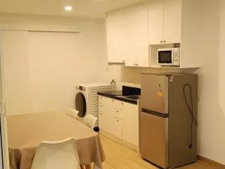 Condo en venta de 2 habitaciones en Khan Na Yao, Bangkok