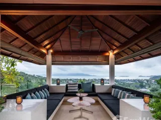 For sale 4 bedrooms villa in Ko Samui, Surat Thani