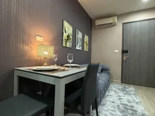 À louer 1 chambre condo à Huai Khwang, Bangkok