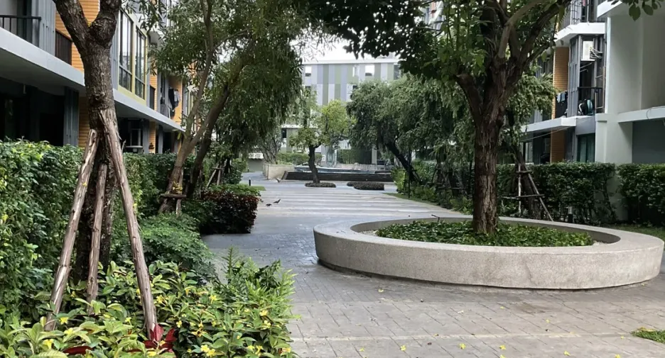Condo en venta de 2 habitaciones en Bang Na, Bangkok