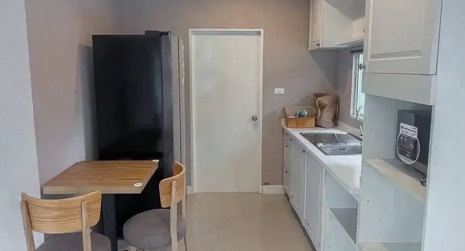 For rent and for sale 3 bedrooms house in Prawet, Bangkok