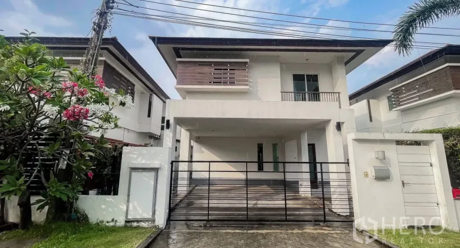 For rent and for sale 3 bedrooms house in Prawet, Bangkok