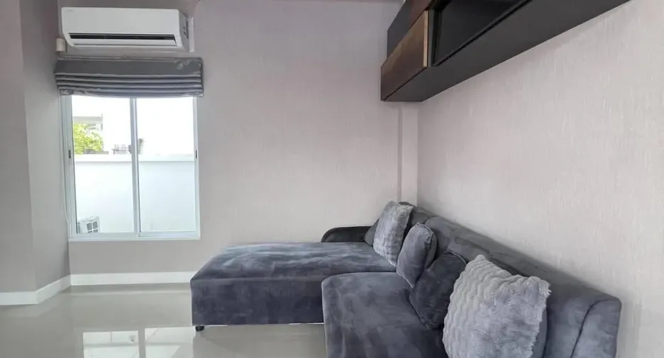 For rent and for sale 3 bedrooms house in Prawet, Bangkok