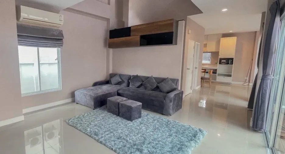 For rent and for sale 3 bedrooms house in Prawet, Bangkok